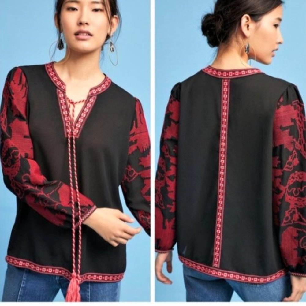 Anthropologie Maeve umbra embroidered peasant top
